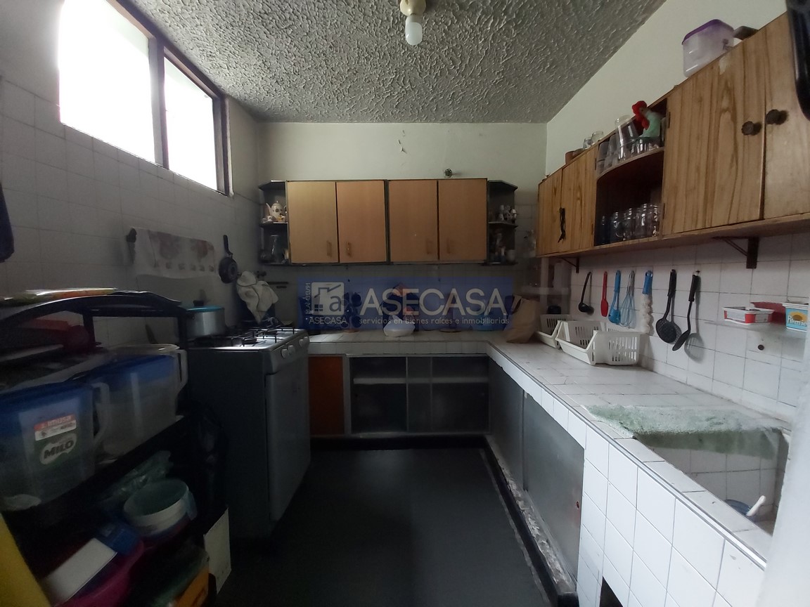 Casa de 6 alcobas en venta en La Concordia, Bucaramanga, 280 m² · foto 12 de 23
