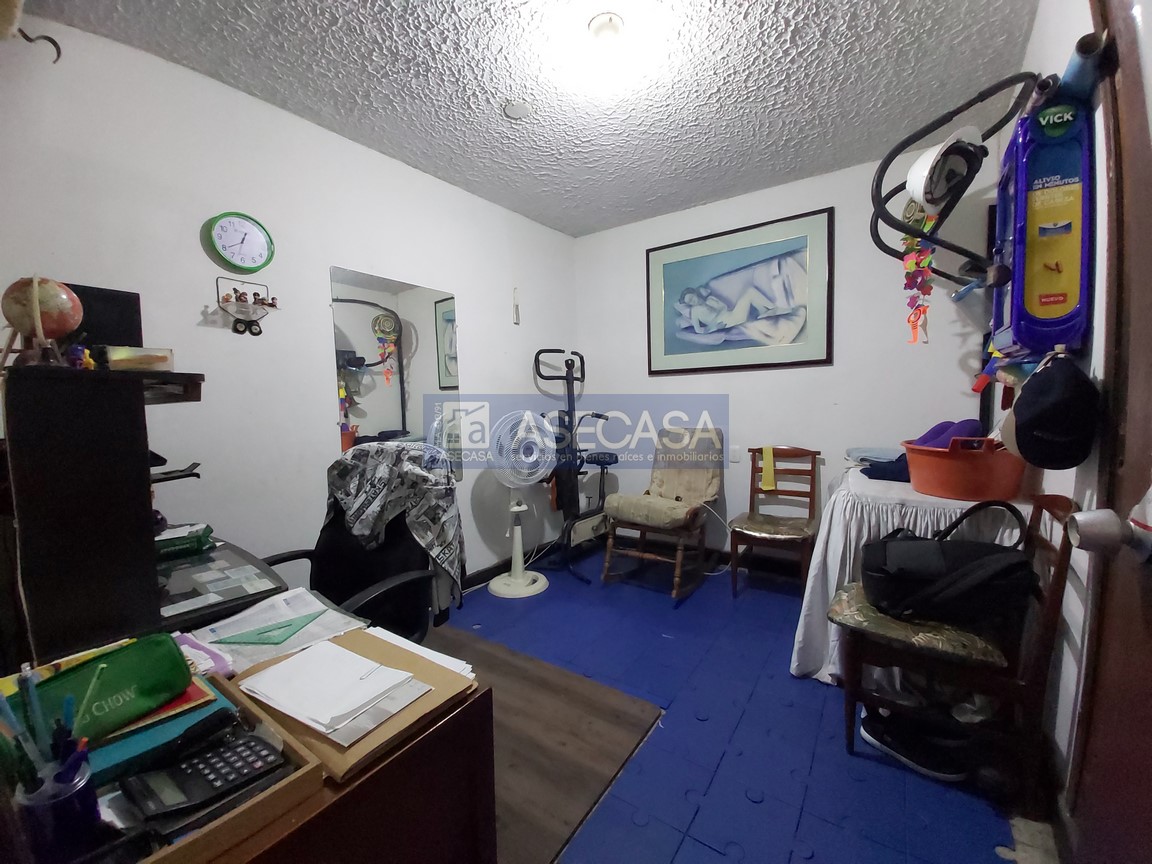 Casa de 6 alcobas en venta en La Concordia, Bucaramanga, 280 m² · foto 10 de 23