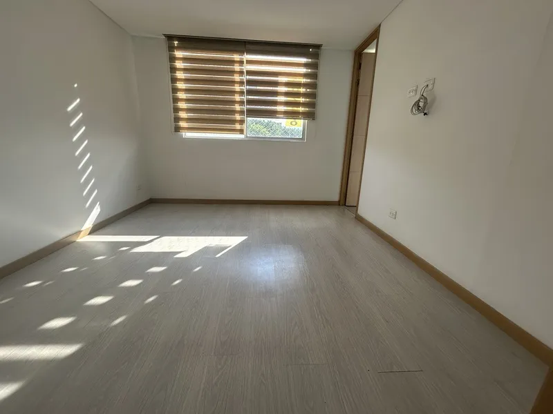 Apartamento en arriendo en La Abadia, Envigado · foto 20 de 24