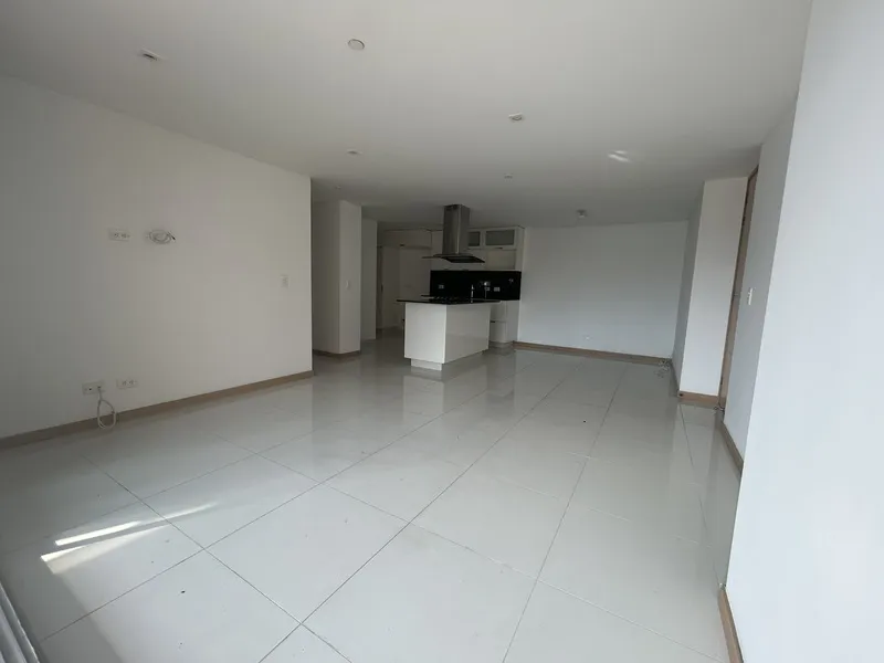 Apartamento en arriendo en La Abadia, Envigado · foto 5 de 24
