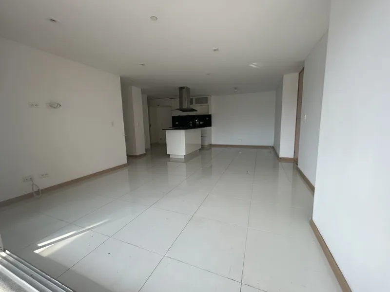 Apartamento en arriendo en La Abadia, Envigado · foto 6 de 24