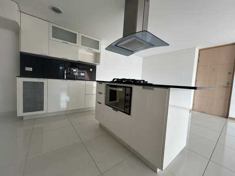 Apartamento en arriendo en La Abadia, Envigado · foto 8 de 24