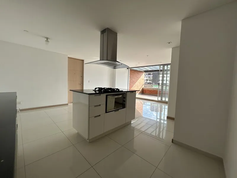 Apartamento en arriendo en La Abadia, Envigado · foto 10 de 24