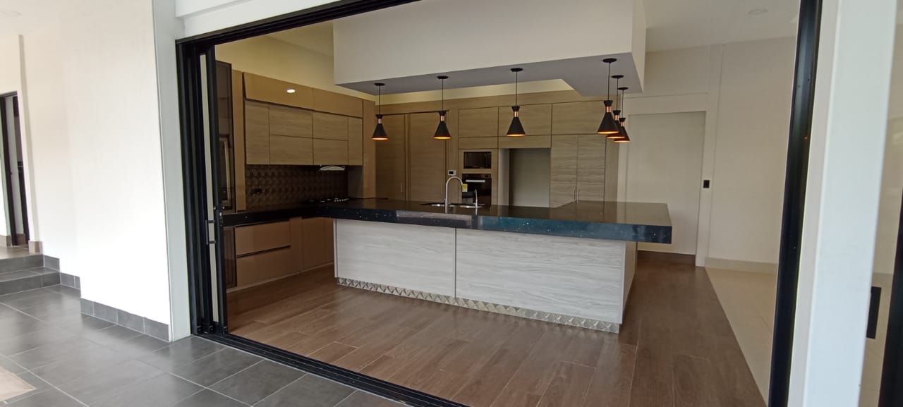 Casa de 4 alcobas en venta en Pance, Cali, 420 m² · foto 4 de 24