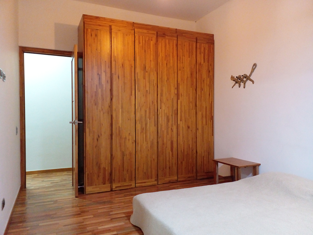 Casa de 5 alcobas en venta en Loma Del Escobero, Envigado, 385 m² · foto 2 de 20