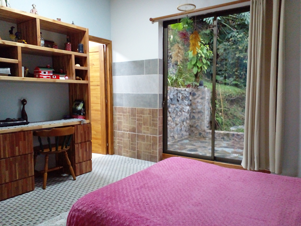 Casa de 5 alcobas en venta en Loma Del Escobero, Envigado, 385 m² · foto 3 de 20