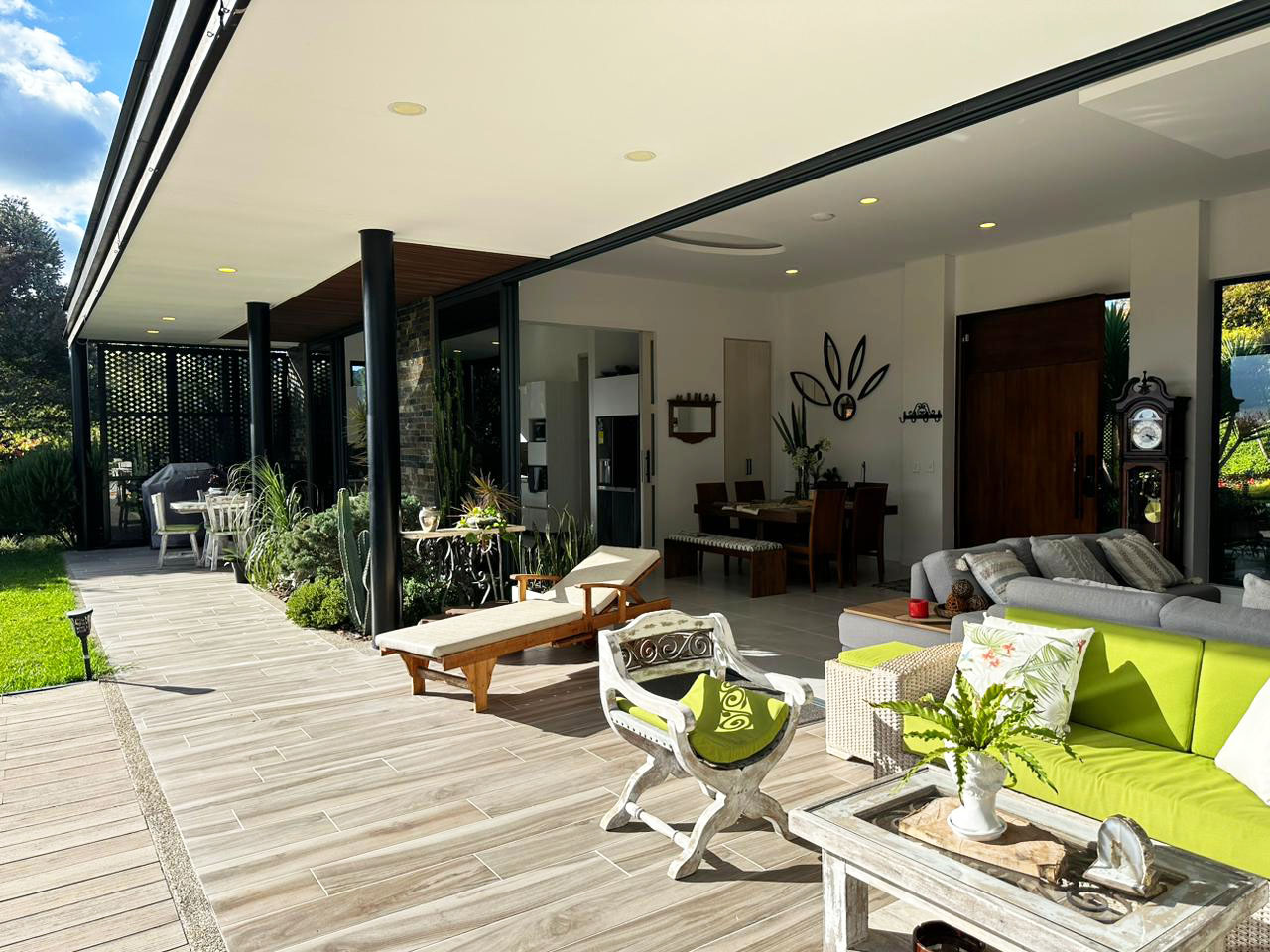 Casa de 3 alcobas en venta en Las Palmas, Envigado, 432 m² · foto 17 de 19