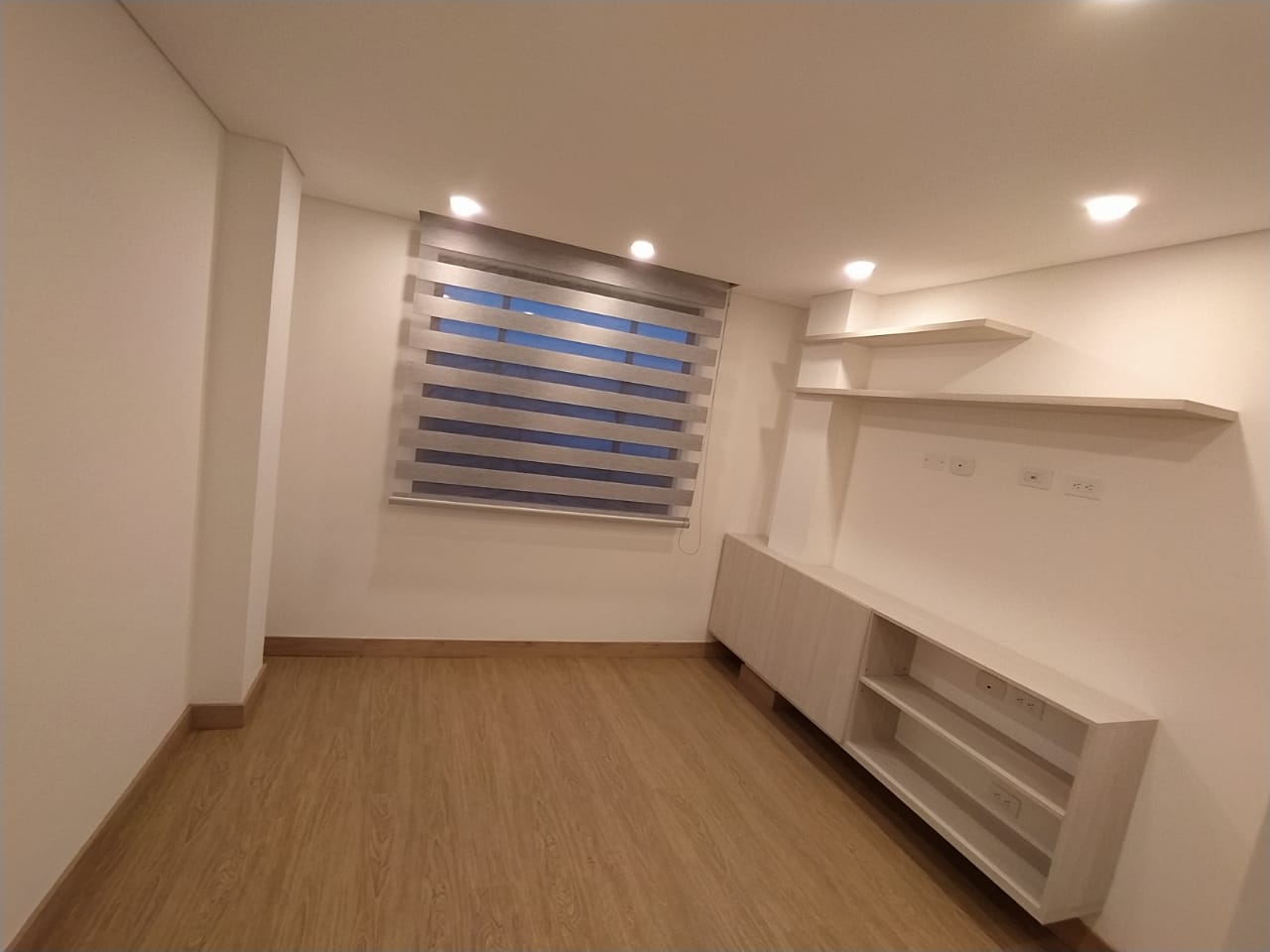 Edificio en venta en Santa Maria Del Rio, Chía, 205 m² · foto 16 de 24