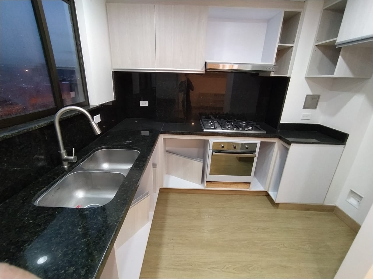 Edificio en venta en Santa Maria Del Rio, Chía, 205 m² · foto 9 de 24