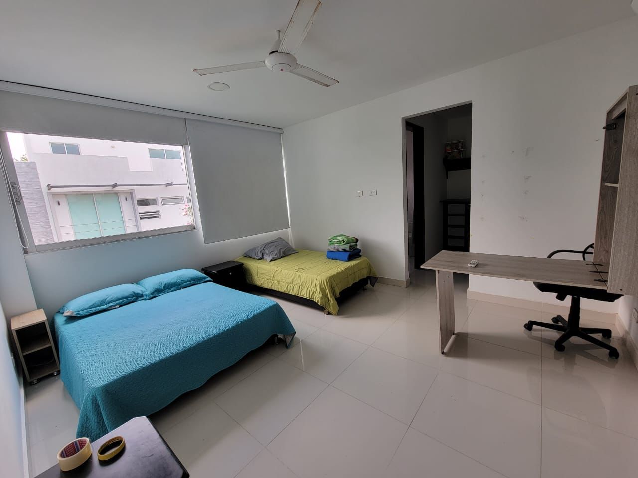 Casa de 5 alcobas en venta en Buenavista, Barranquilla, 420 m² · foto 3 de 6