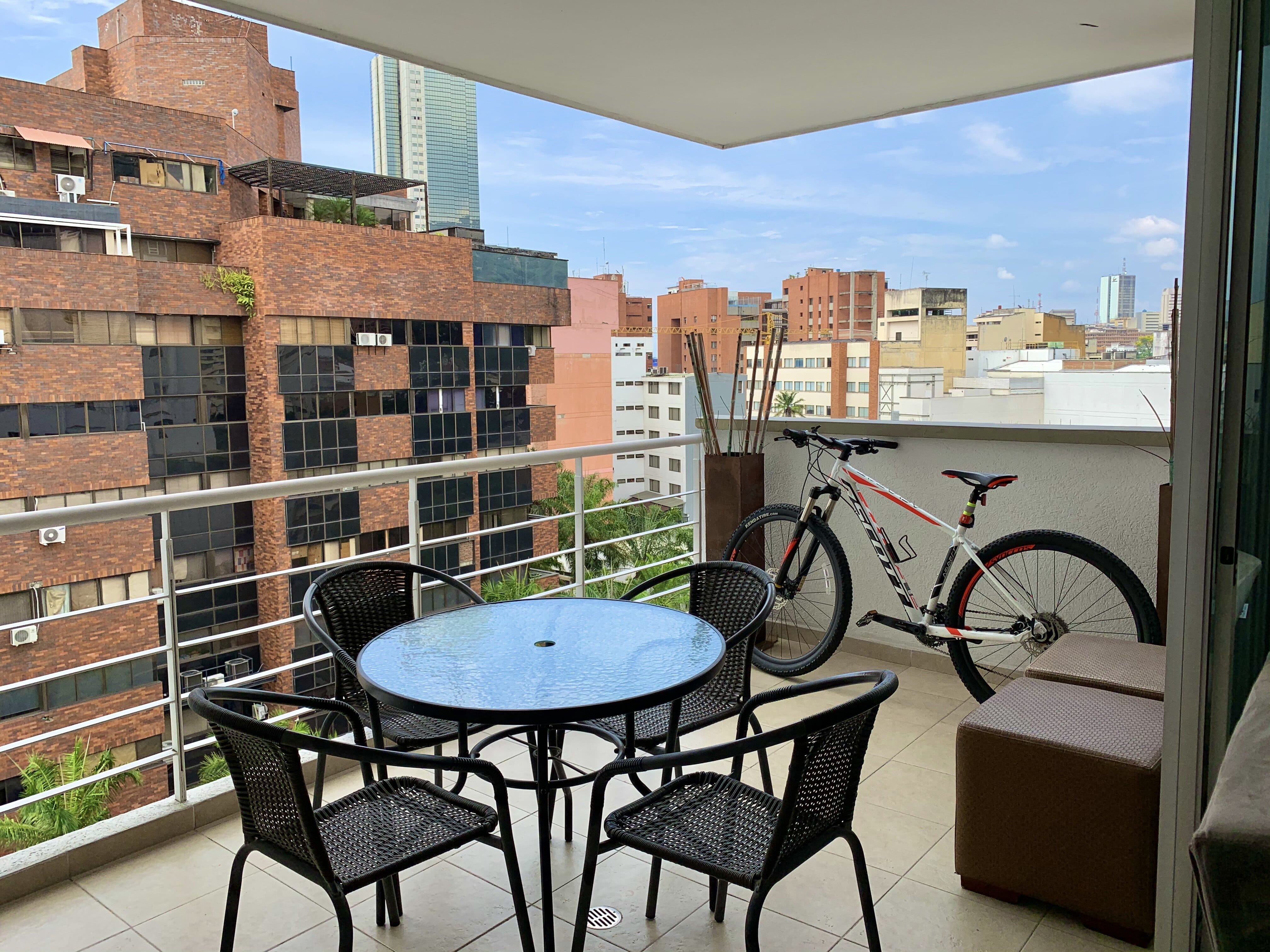 Apartamento de 1 alcoba en venta en Versalles, Cali, 67 m² · foto 4 de 12