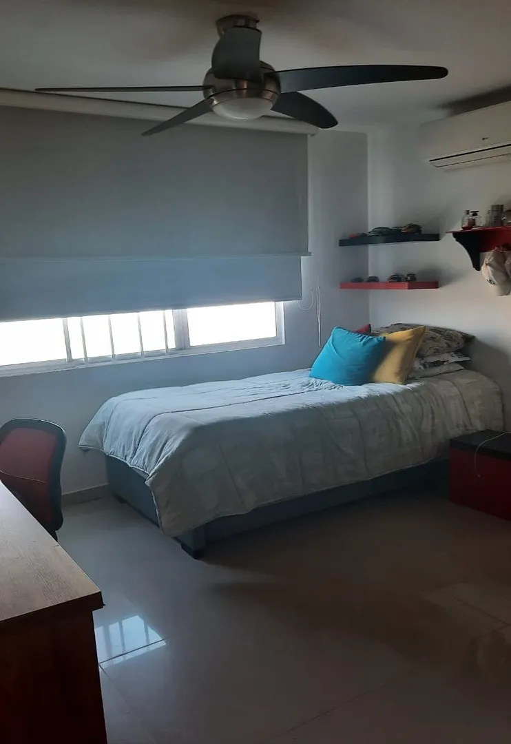 Apartamento de 3 alcobas en venta en Crespo, Cartagena, 131 m² · foto 13 de 22
