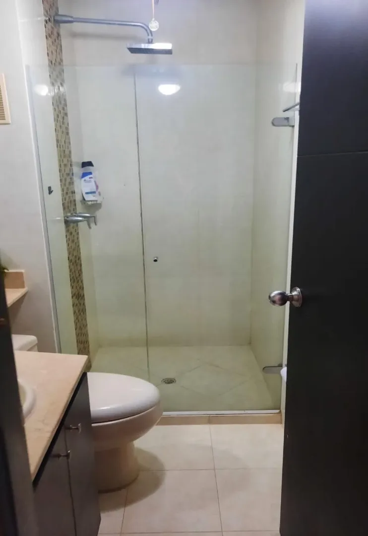 Apartamento de 3 alcobas en venta en Crespo, Cartagena, 131 m² · foto 15 de 22