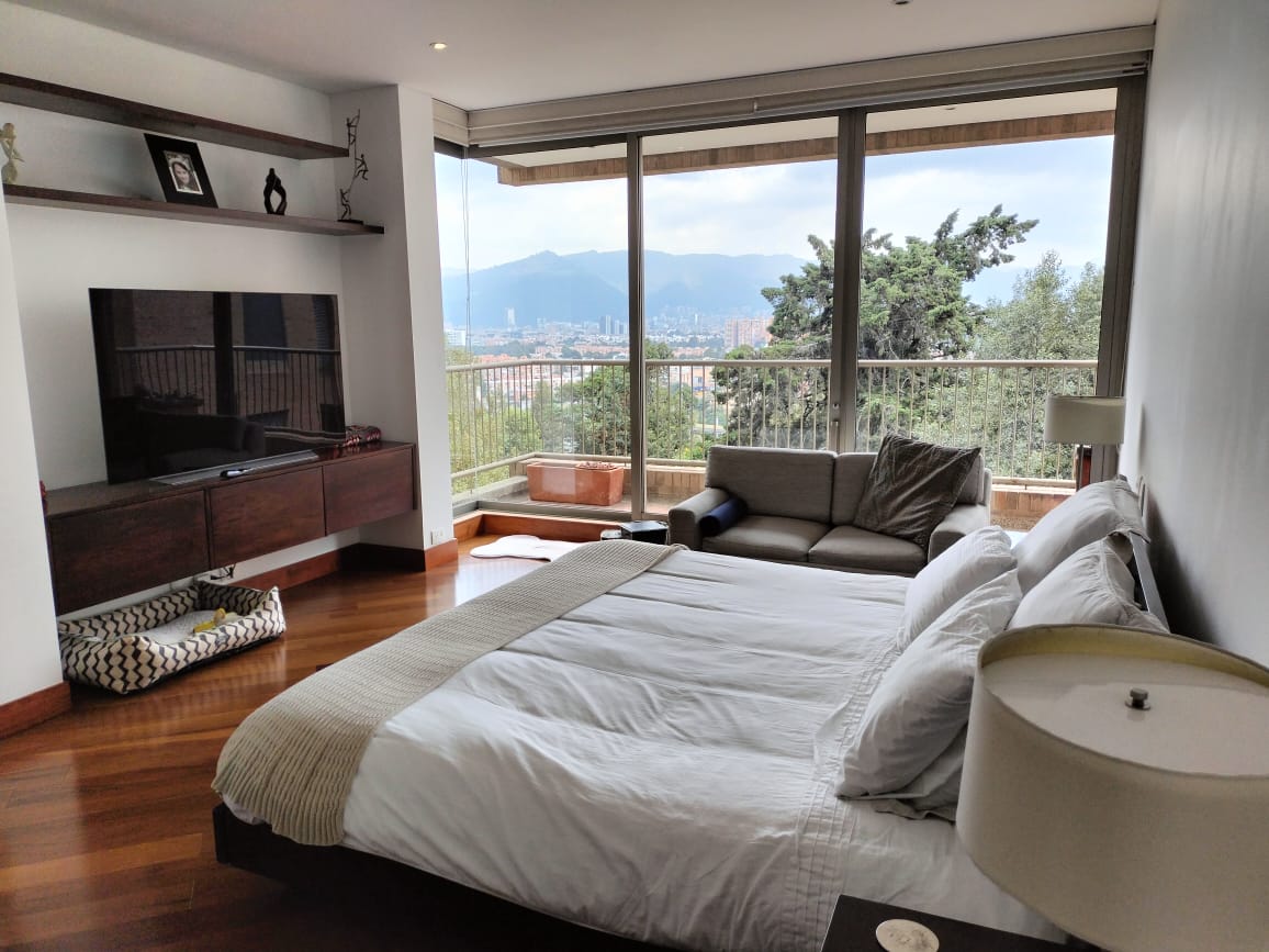 Apartamento en venta en Gratamira, Bogotá · foto 13 de 24