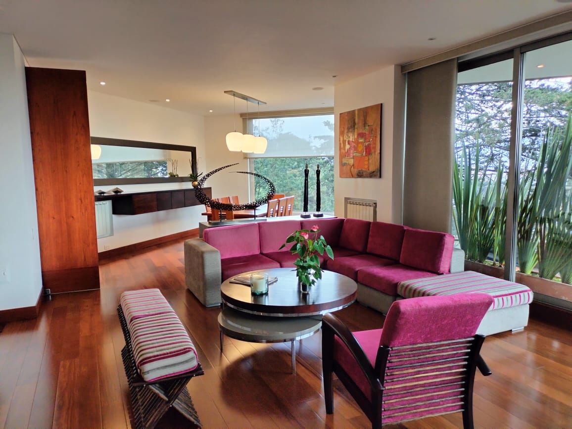 Apartamento en venta en Gratamira, Bogotá · foto 3 de 24