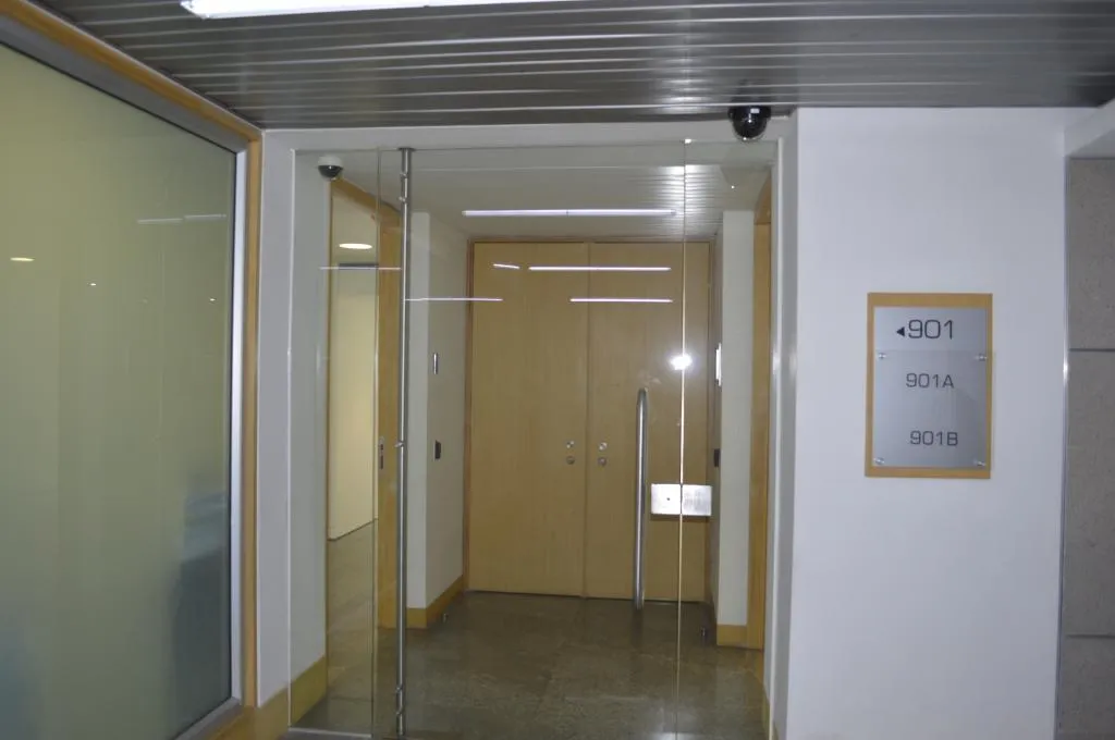 Oficina en venta en Santa Monica, Cali, 235 m² · foto 23 de 24