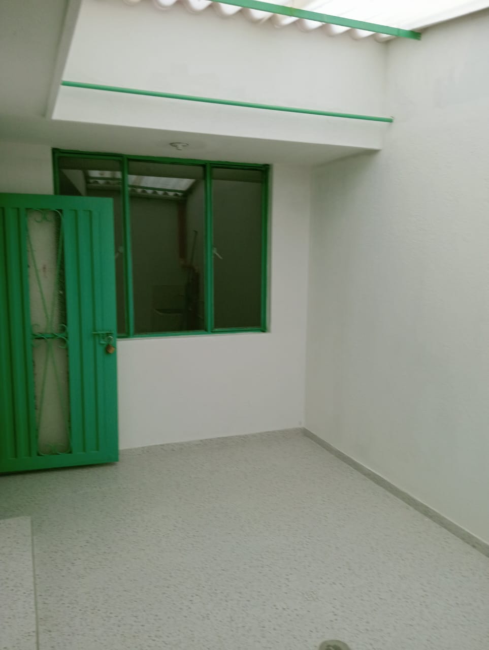 Casa de 7 alcobas en venta en El Cortijo, Madrid, 262 m² · foto 2 de 24
