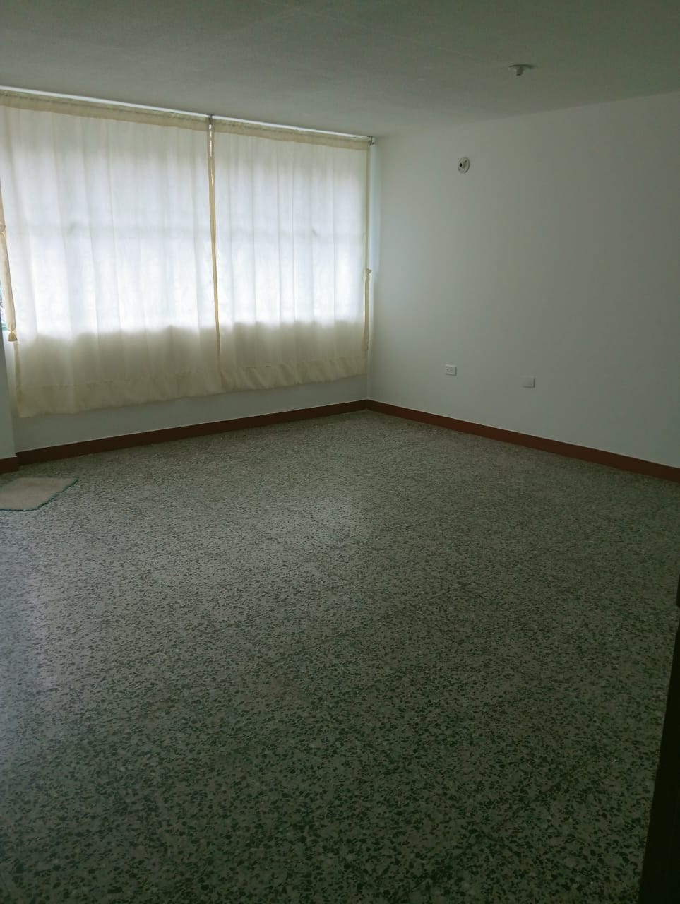 Casa de 7 alcobas en venta en El Cortijo, Madrid, 262 m² · foto 3 de 24