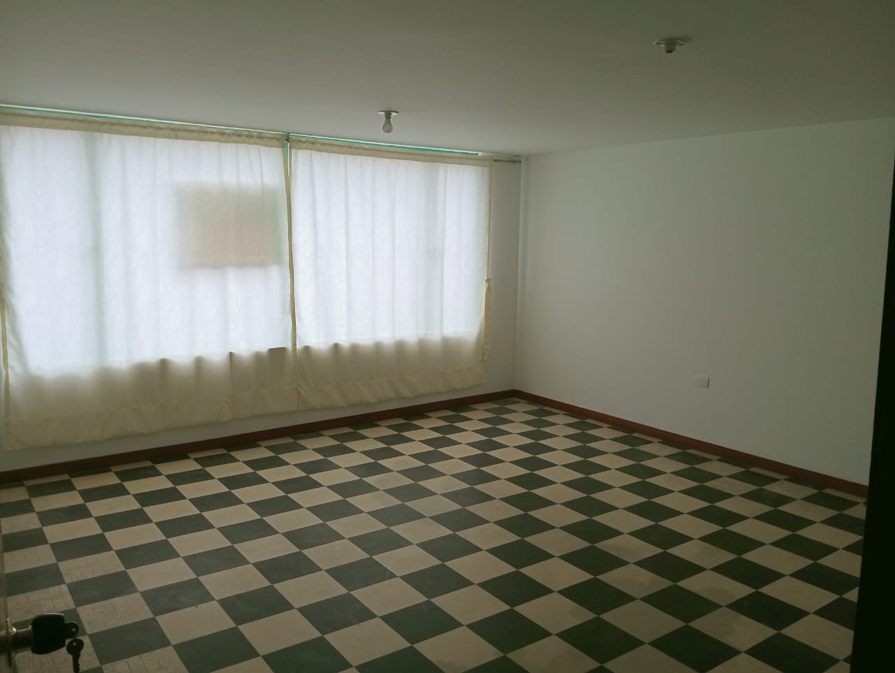 Casa de 7 alcobas en venta en El Cortijo, Madrid, 262 m² · foto 6 de 24