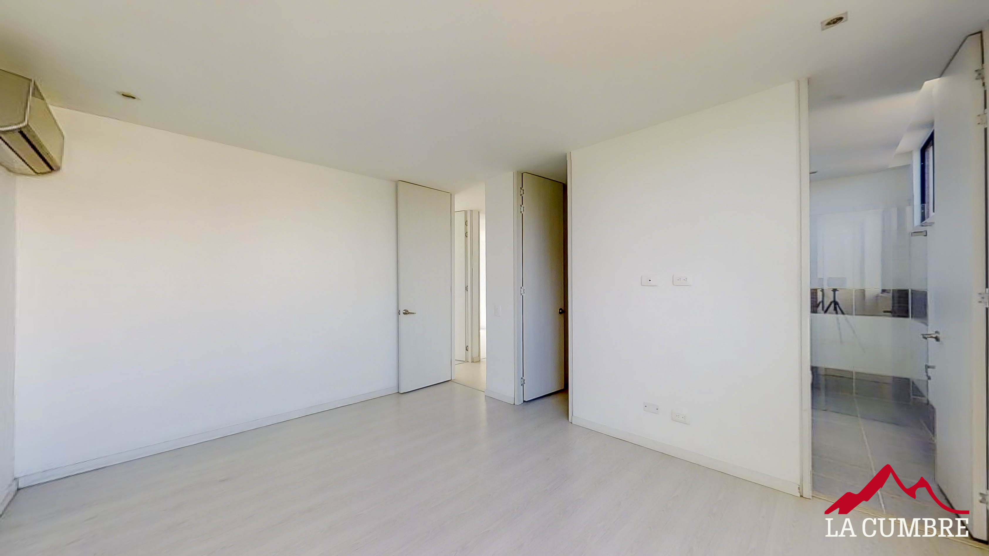 Apartamento de 3 alcobas en venta en Loma Del Esmeraldal, Envigado, 130 m² · foto 10 de 11