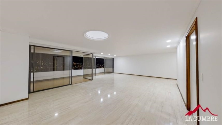 Apartamento en arriendo en El Poblado, Medellín · foto 4 de 11