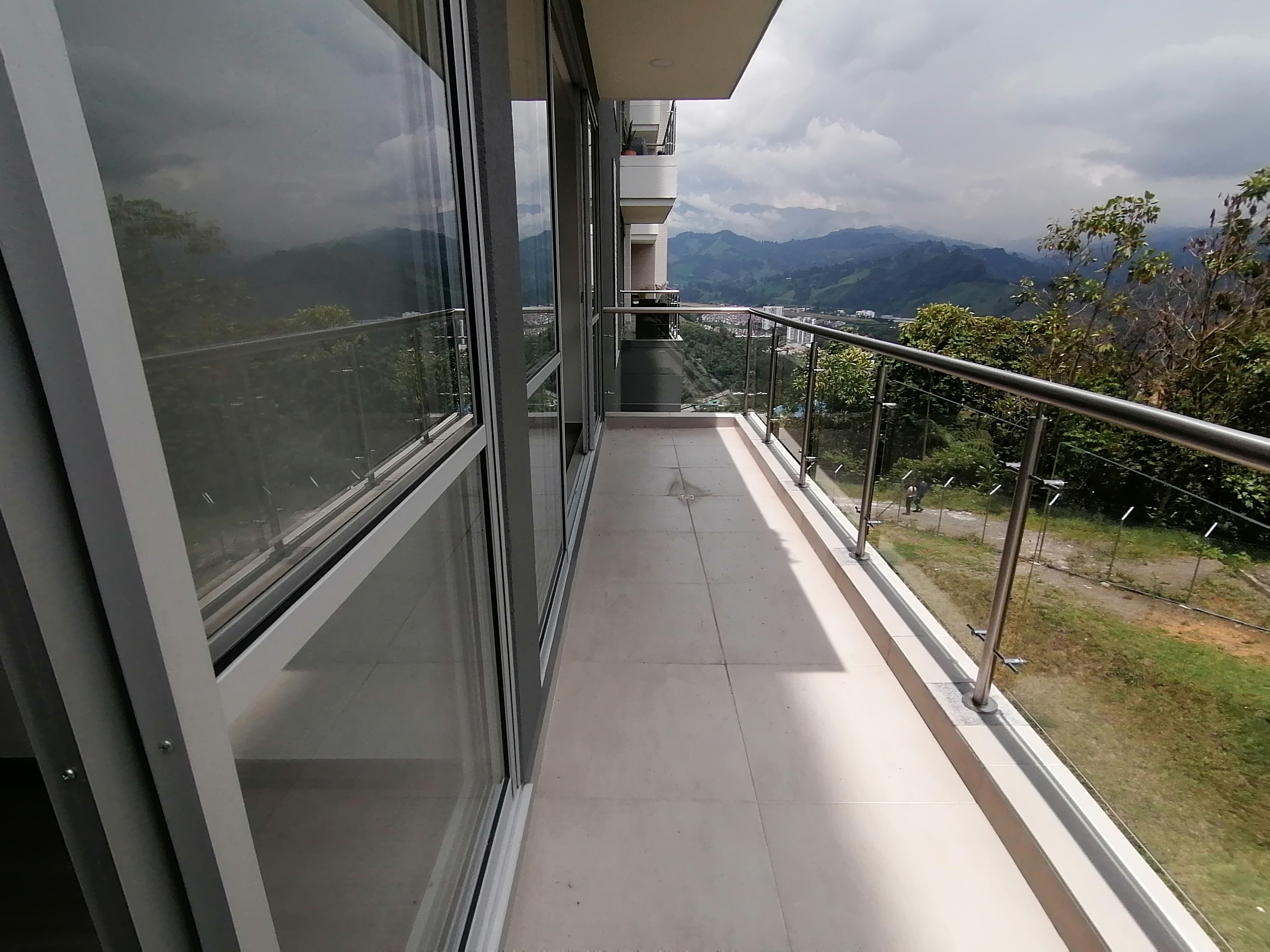 Apartamento en venta en Milan, Manizales · foto 4 de 24