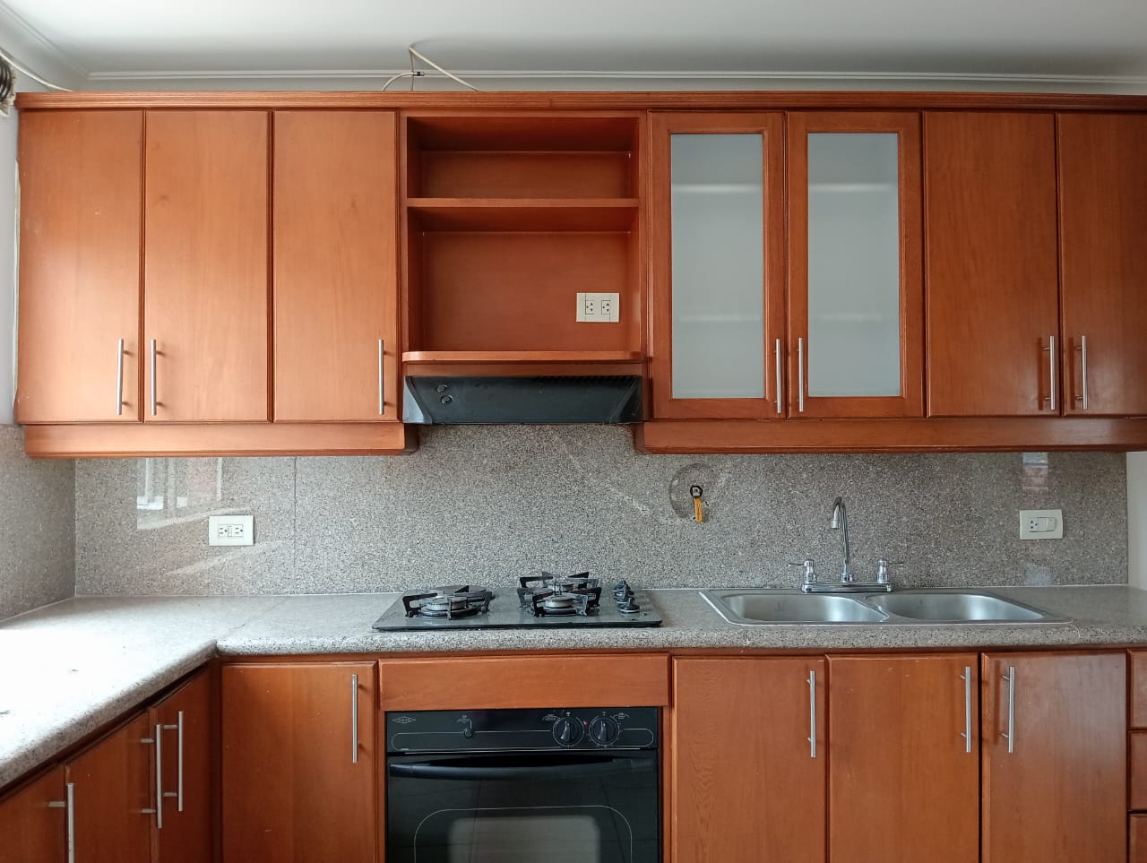 Apartamento de 3 alcobas en arriendo en Las Acacias, Medellín, 147 m² · foto 11 de 18