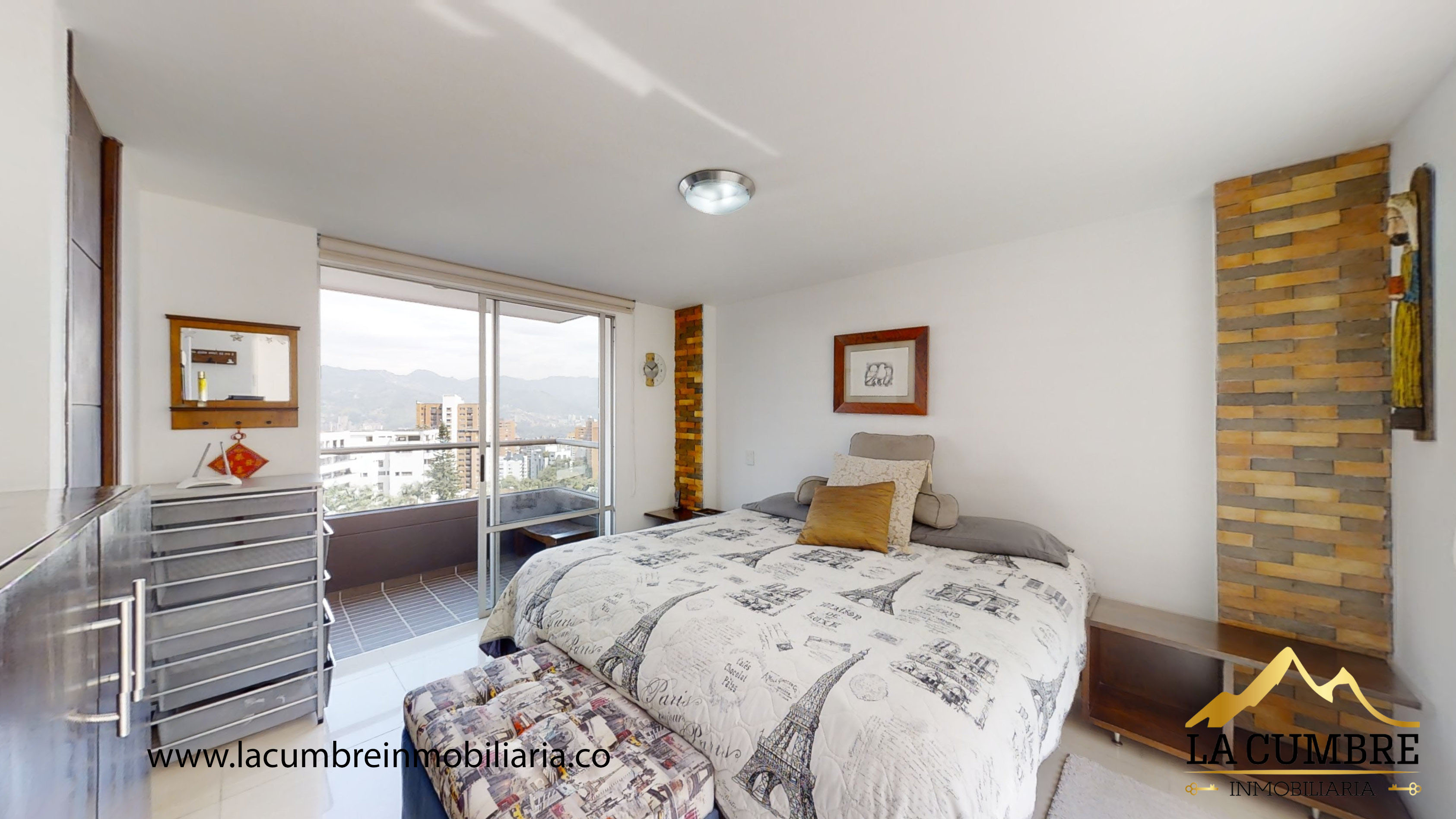Apartamento de 3 alcobas en arriendo en Los Naranjos, Medellín, 120 m² · foto 11 de 11