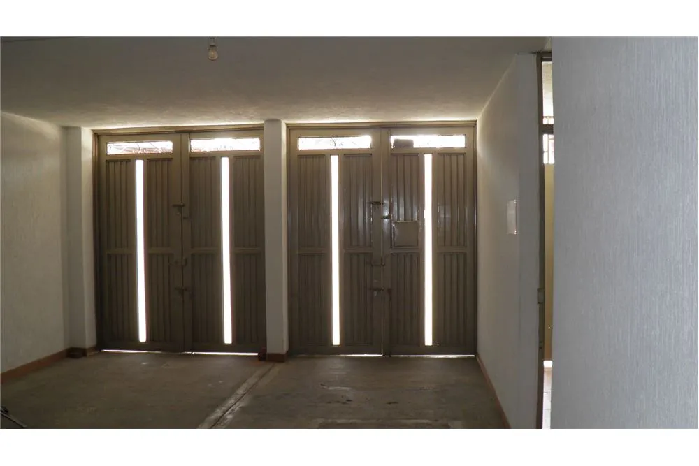 Edificio en venta en Atanasio Girardot, Cali, 490 m² · foto 6 de 8