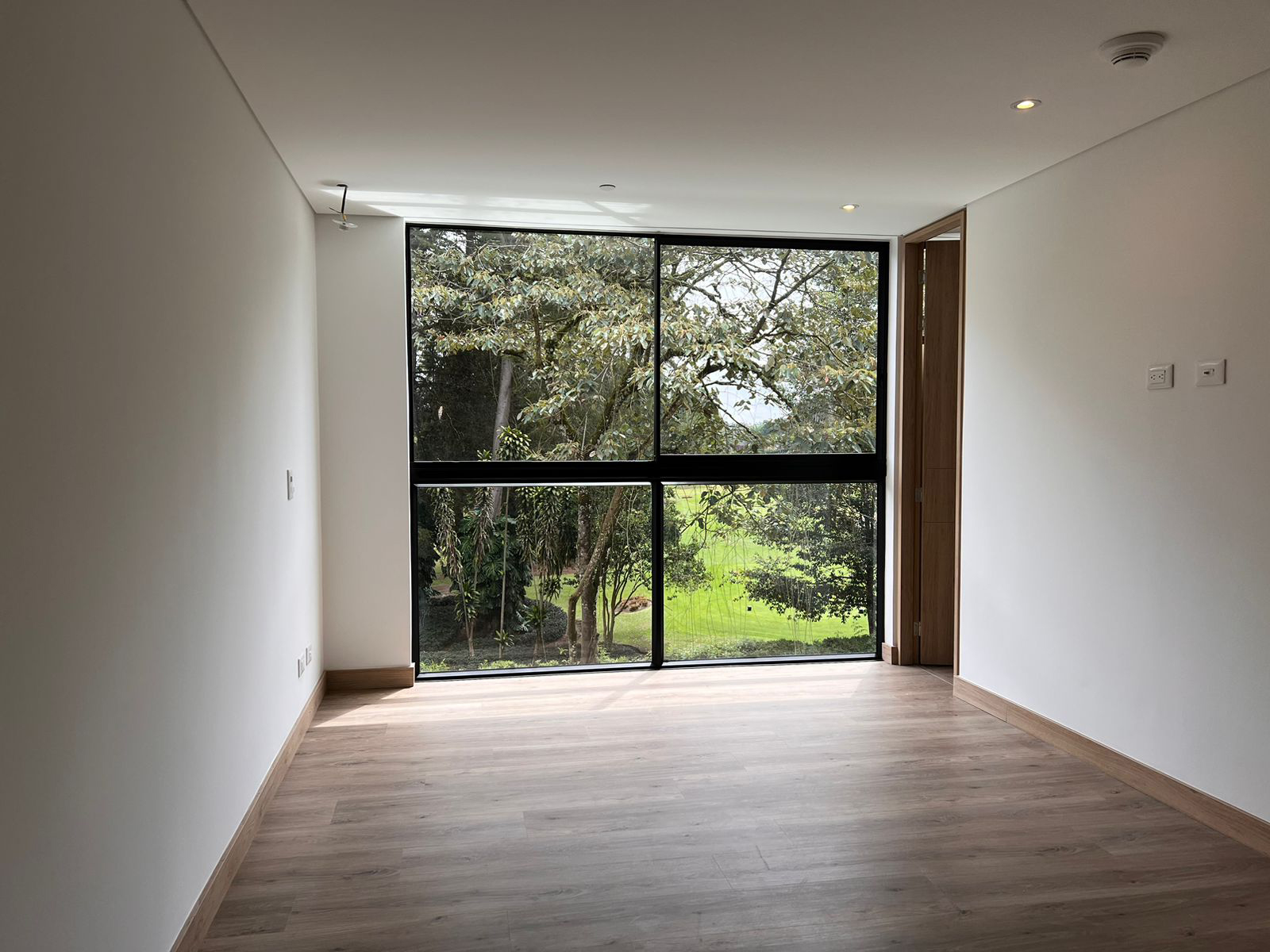 Apartamento de 3 alcobas en arriendo en El Porvenir, Rionegro, 150 m² · foto 10 de 17
