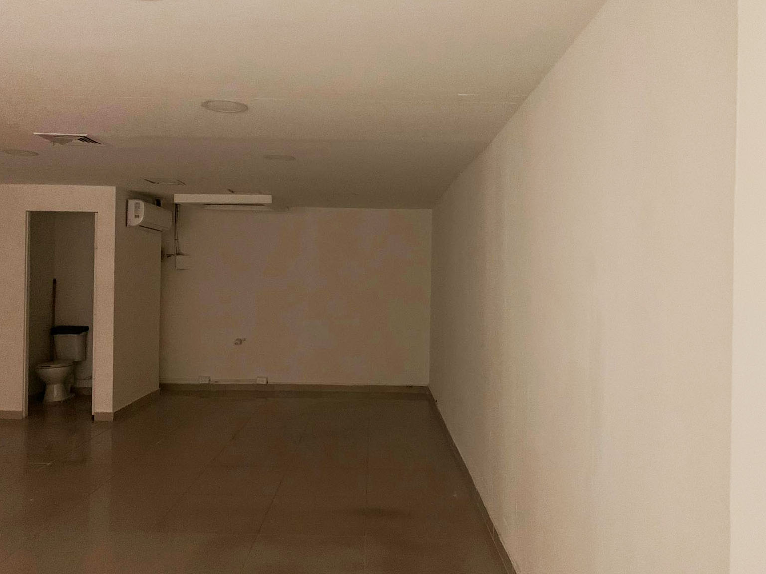 Local en arriendo en Patio Bonito, Medellín, 38 m² · foto 5 de 5