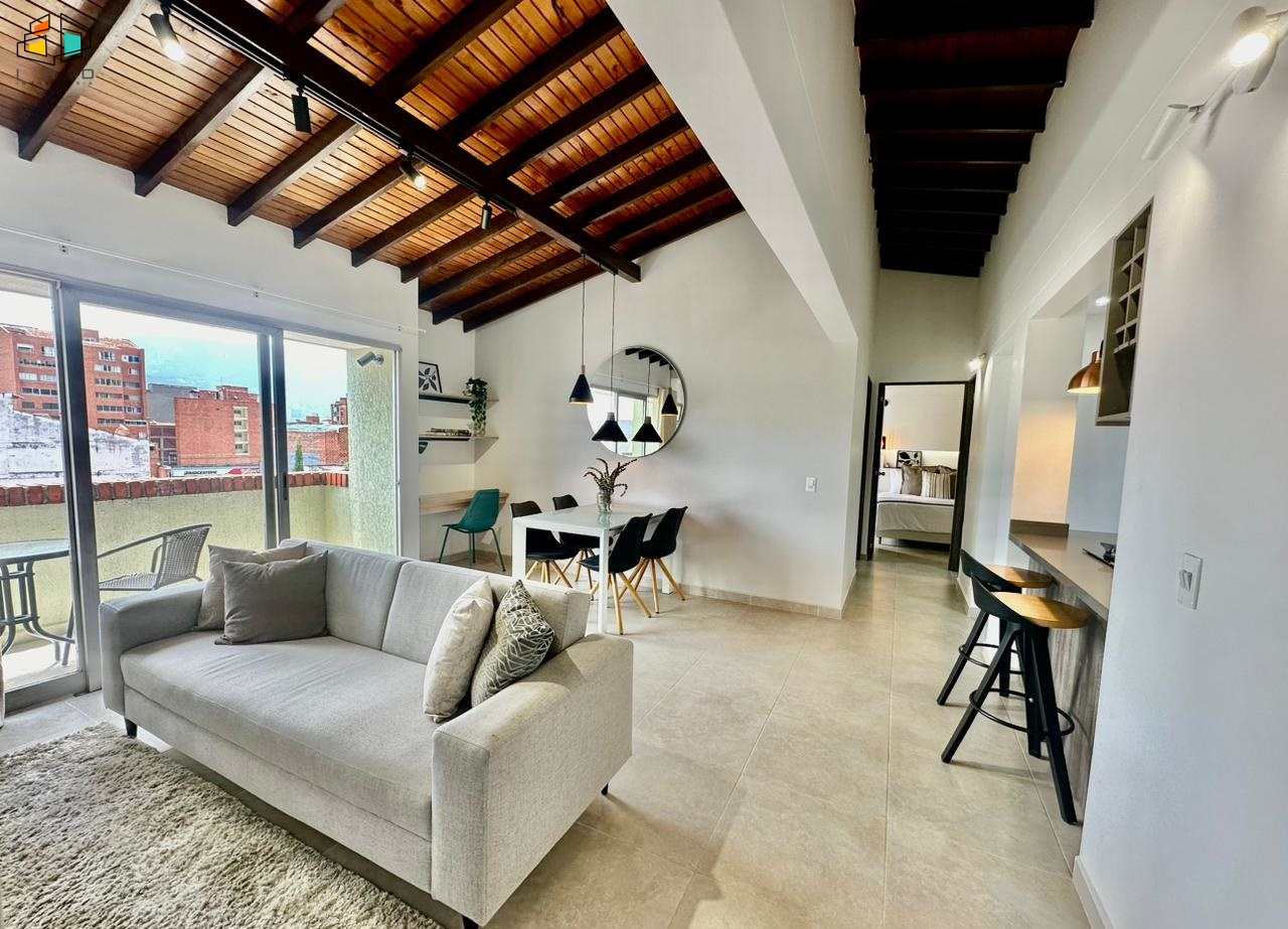Apartamento de 2 alcobas en arriendo en La Castellana, Medellín, 88 m² · foto 3 de 24