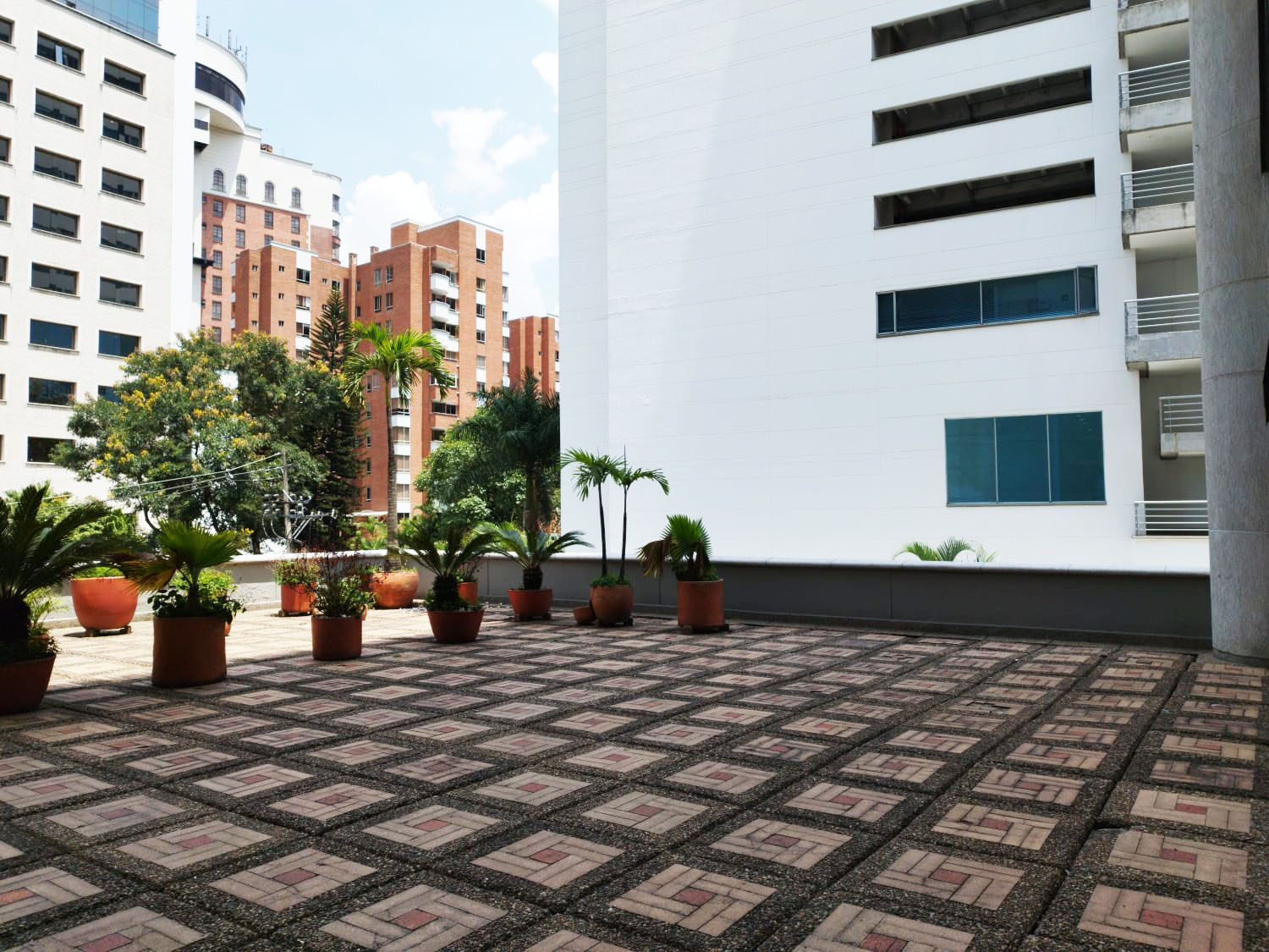 Oficina en arriendo en Milla De Oro, Medellín, 90 m² · foto 17 de 19