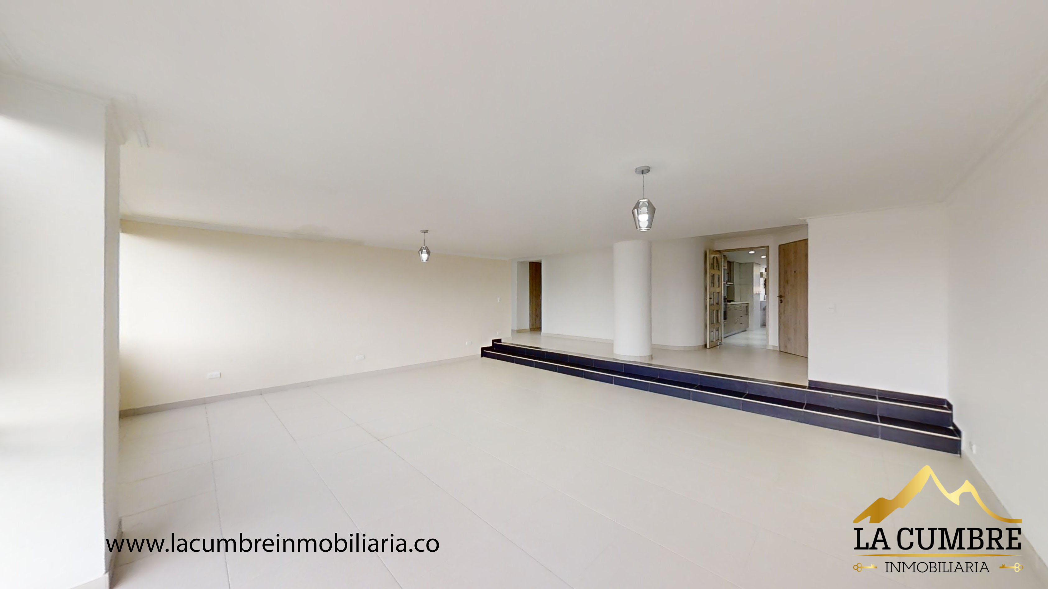 3BR Apartment in Suroriente (190 m²)