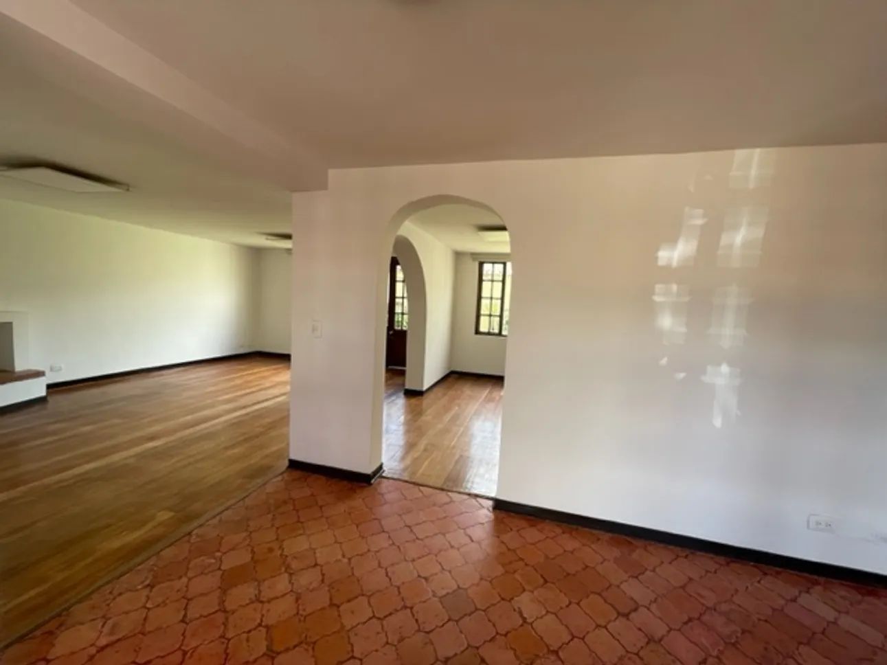 Casa de 5 alcobas en venta en Santa Ana, Bogotá, 329 m² · foto 17 de 22