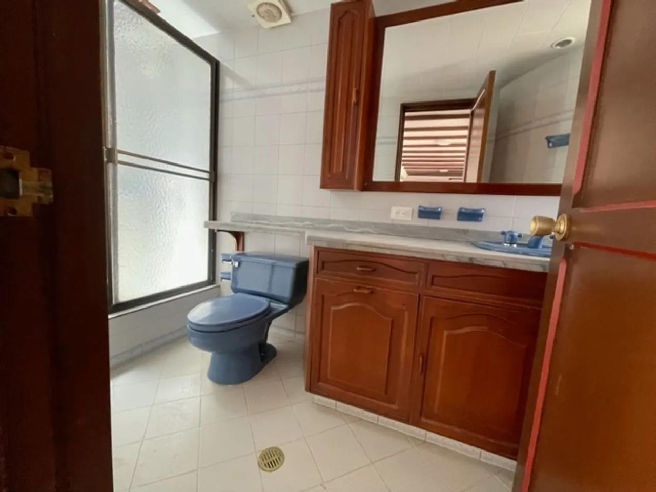 Casa de 5 alcobas en venta en Santa Ana, Bogotá, 329 m² · foto 3 de 22