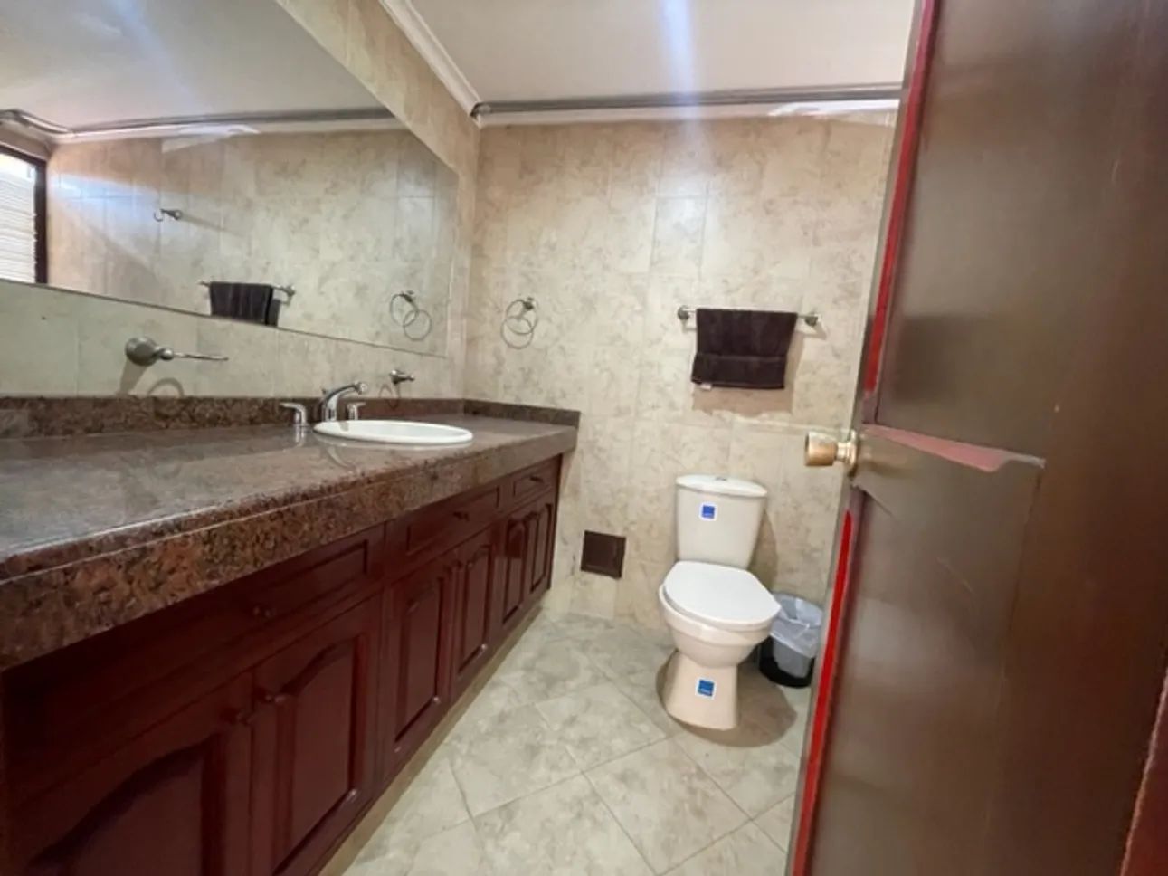 Casa de 5 alcobas en venta en Santa Ana, Bogotá, 329 m² · foto 6 de 22