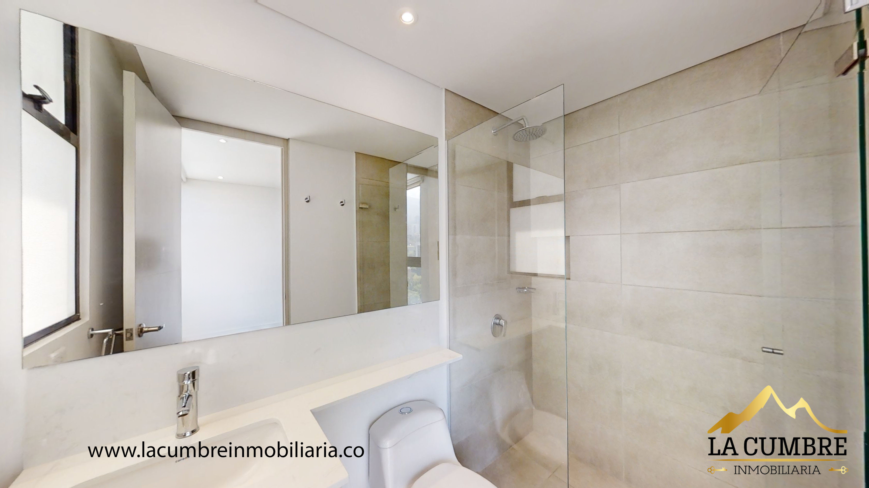 Apartamento de 2 alcobas en arriendo en Lalinde, Medellín, 95 m² · foto 9 de 13