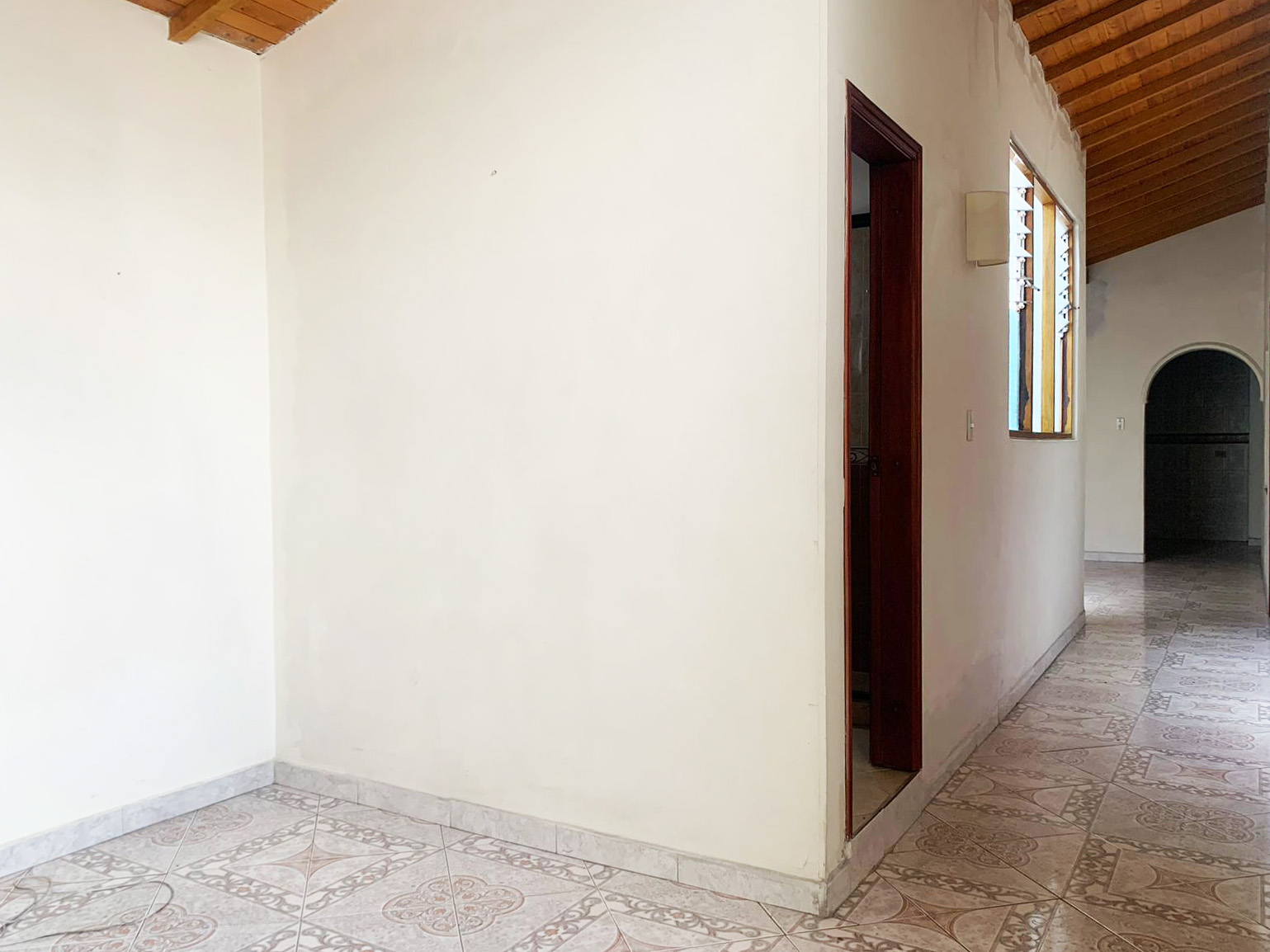 Local en arriendo en Jardines, Envigado, 150 m² · foto 3 de 12