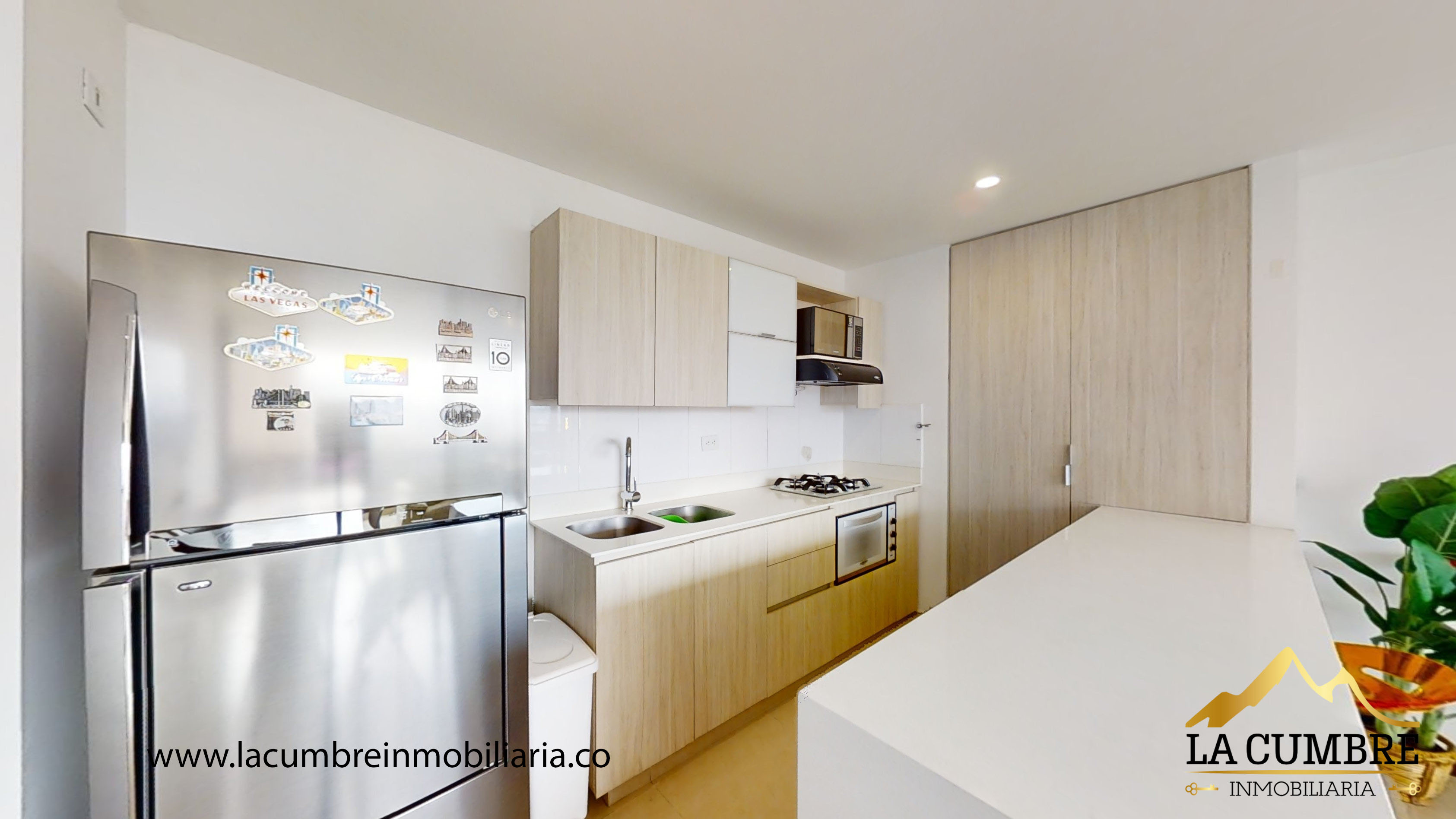 Apartamento en arriendo en El Poblado, Medellín · foto 5 de 10