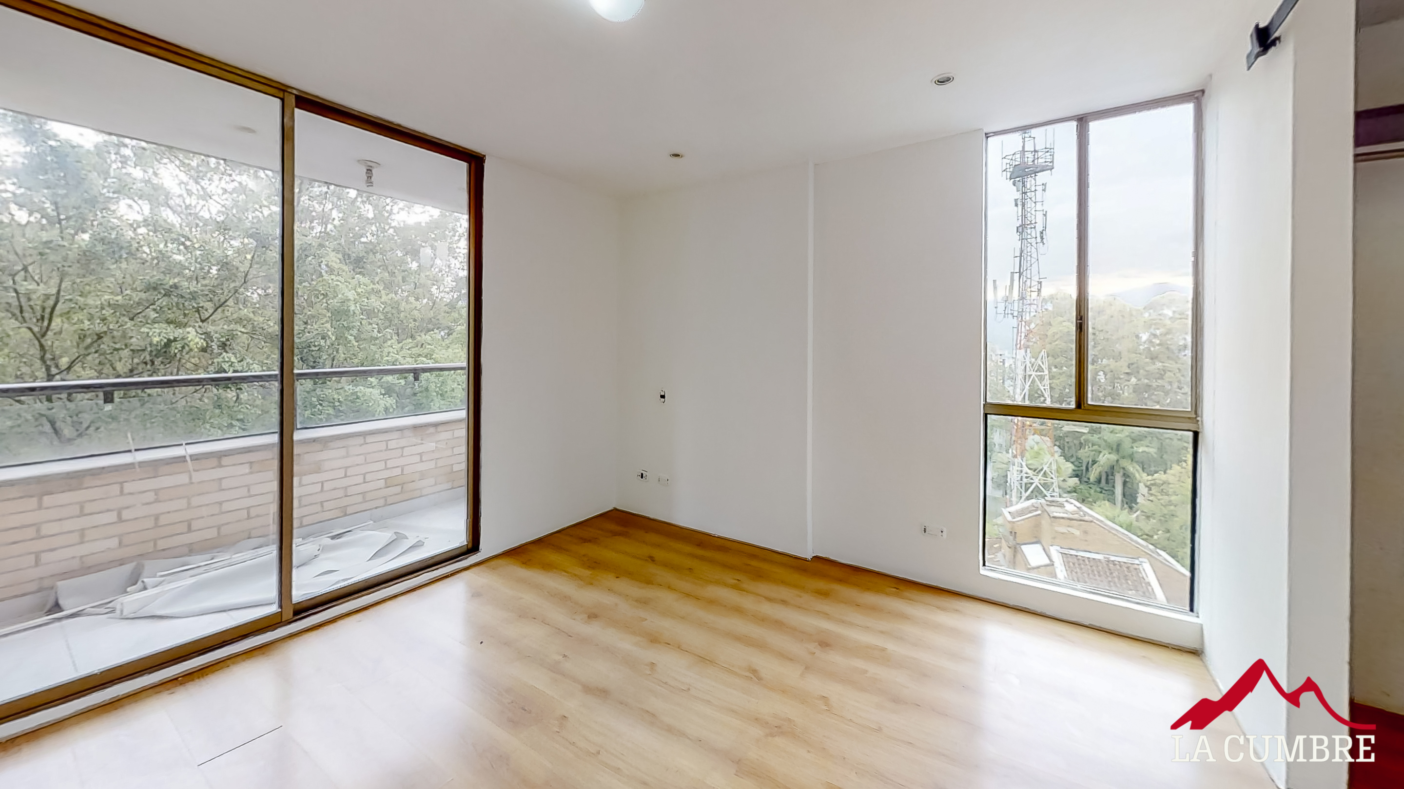 Apartamento de 3 alcobas en arriendo en Loma De Los Gonzalez, Medellín, 100 m² · foto 10 de 12