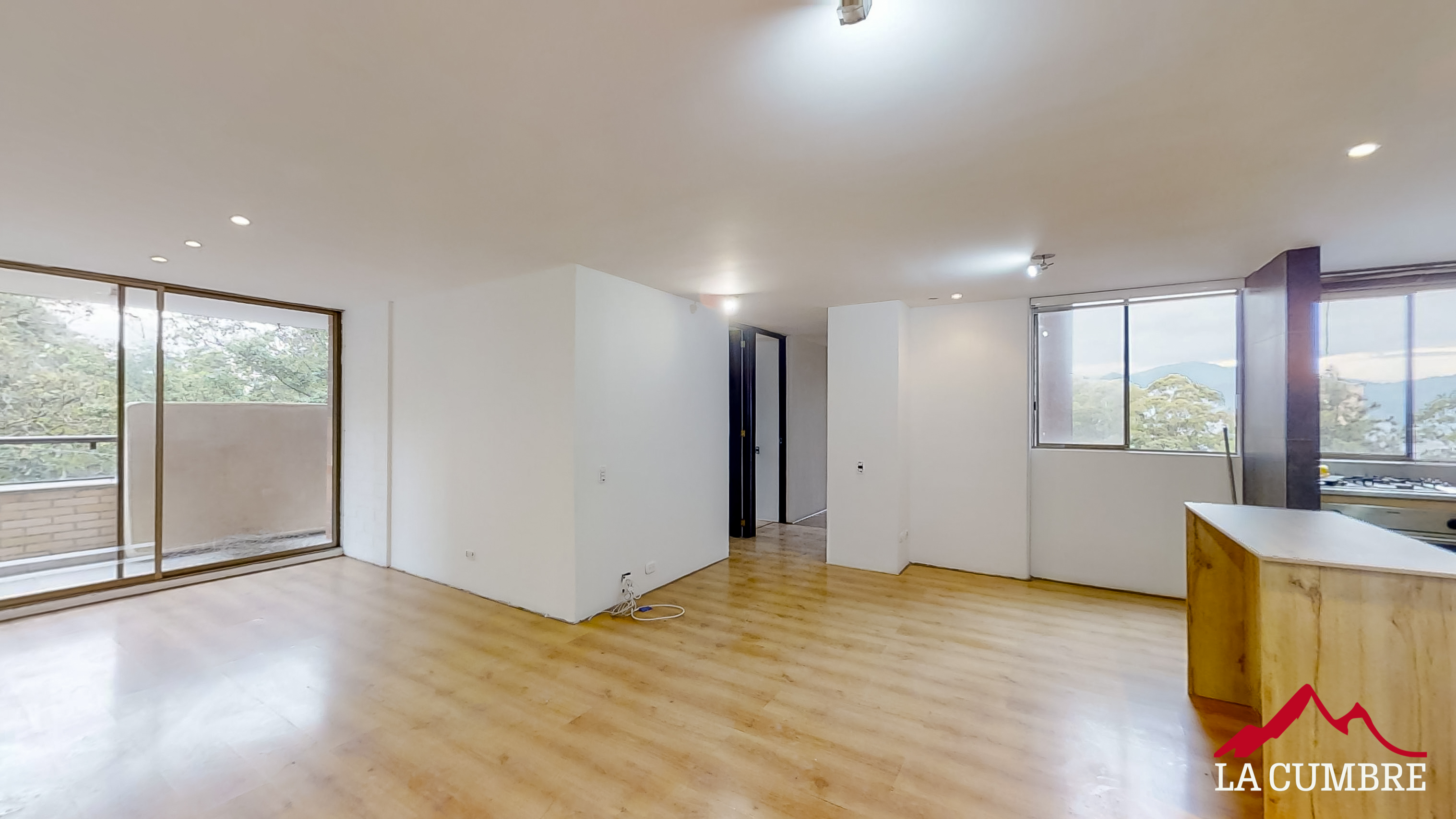 Apartamento de 3 alcobas en arriendo en Loma De Los Gonzalez, Medellín, 100 m² · foto 3 de 12