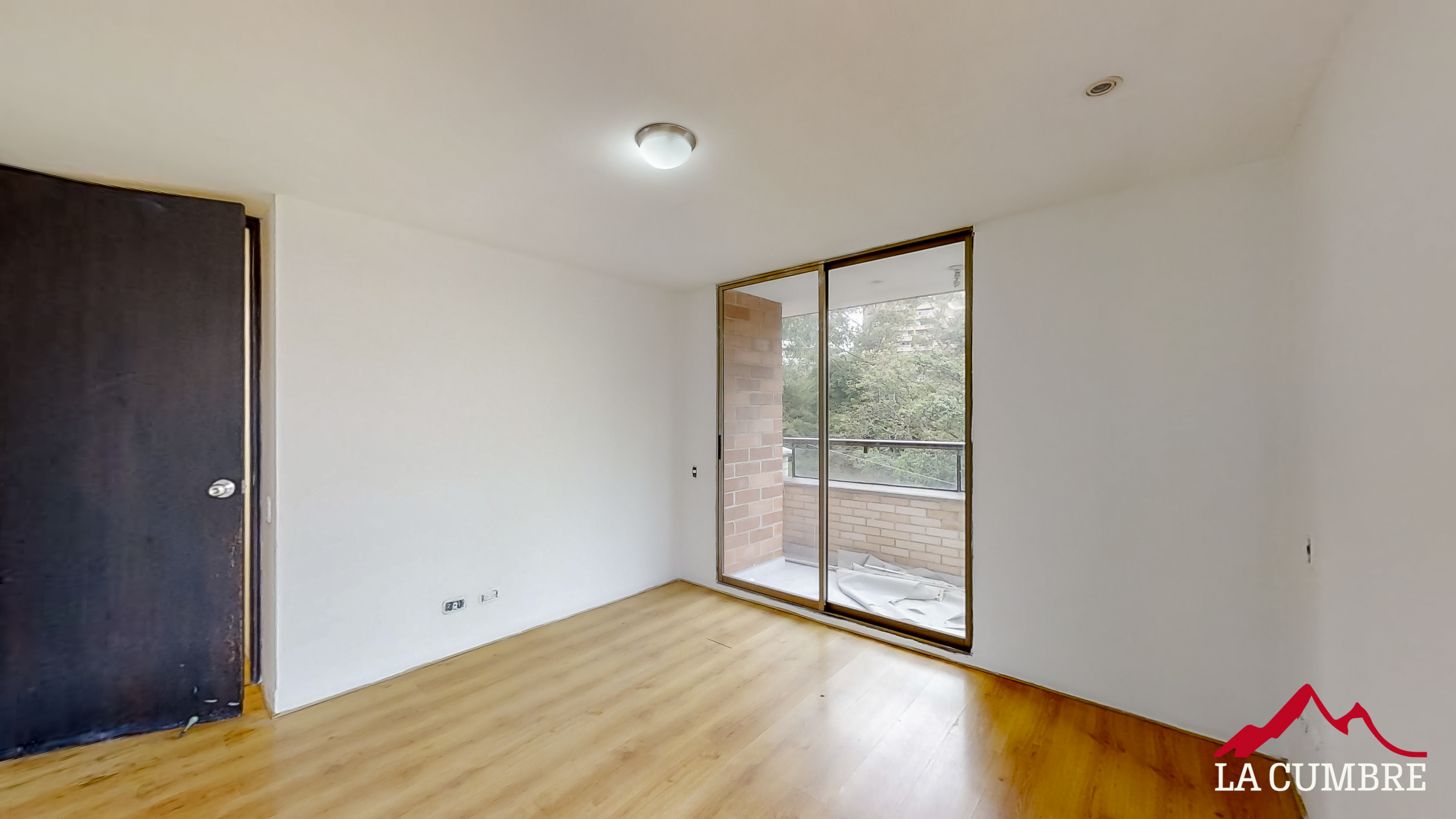 Apartamento de 3 alcobas en arriendo en Loma De Los Gonzalez, Medellín, 100 m² · foto 7 de 12
