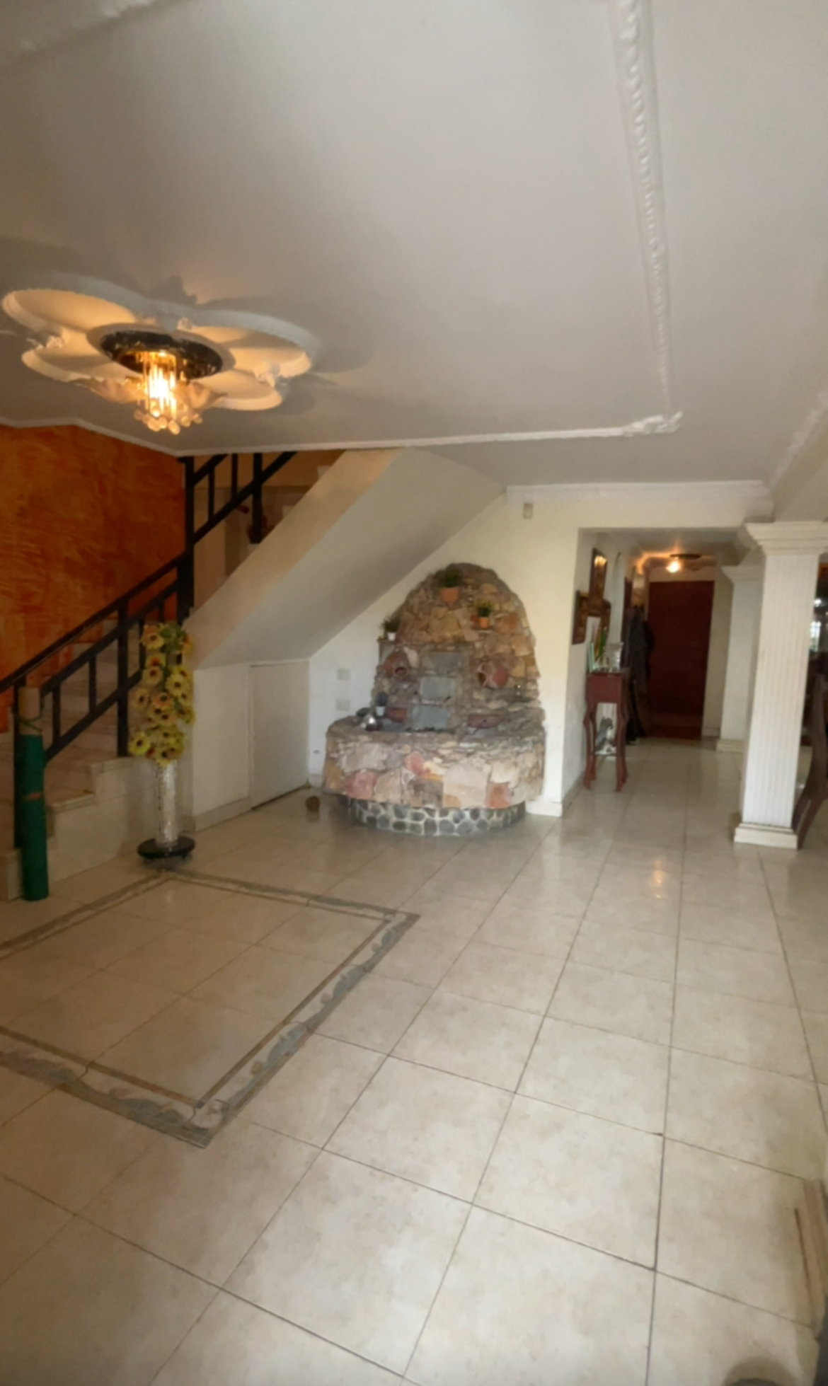 Casa de 4 alcobas en venta en El Bosque, Cali, 507 m² · foto 2 de 21