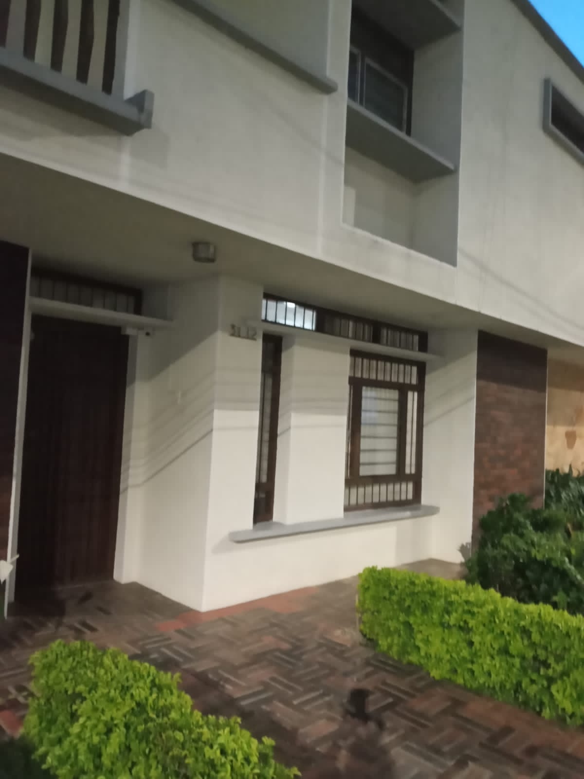 Casa de 4 alcobas en venta en Bolarqui, Bucaramanga, 415 m² · foto 3 de 5