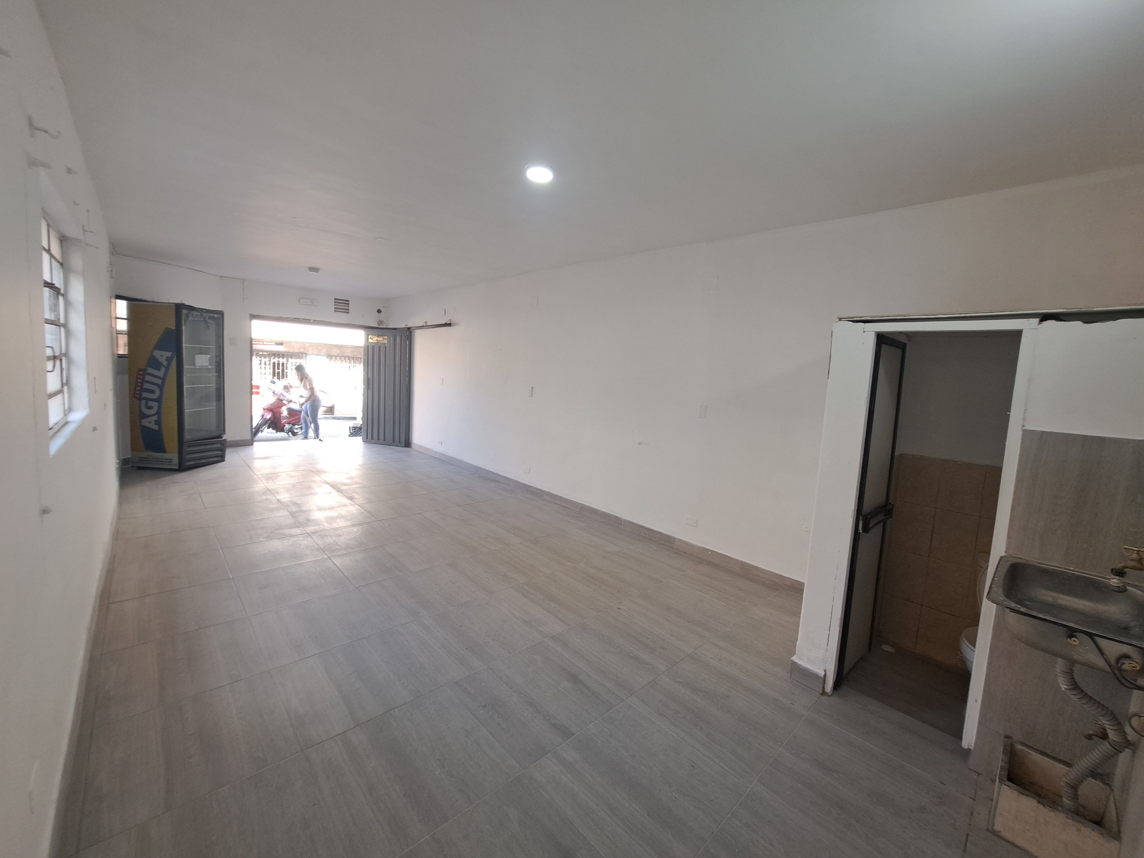 Local en venta en Bello Horizonte, Medellín, 40 m² · foto 16 de 16