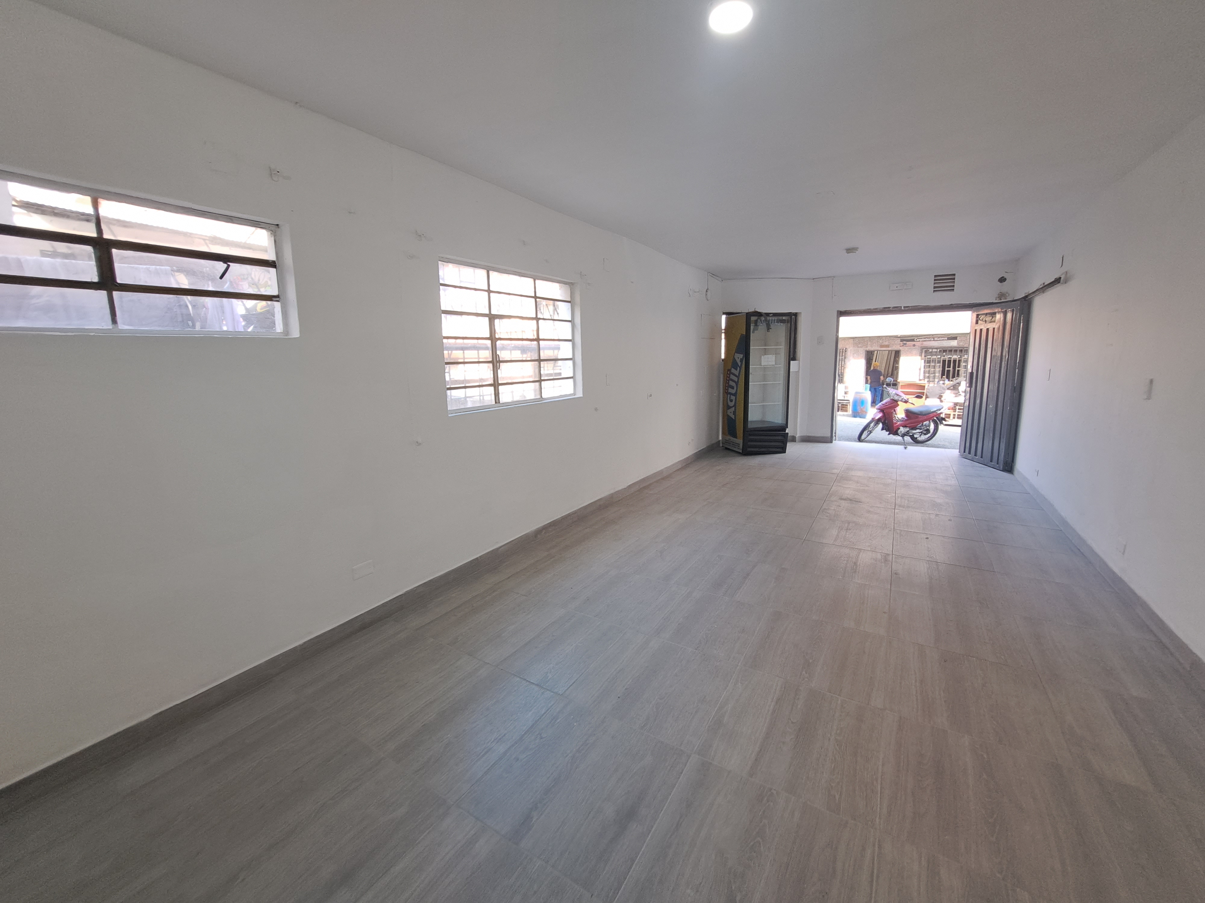 Local en venta en Bello Horizonte, Medellín, 40 m² · foto 3 de 16