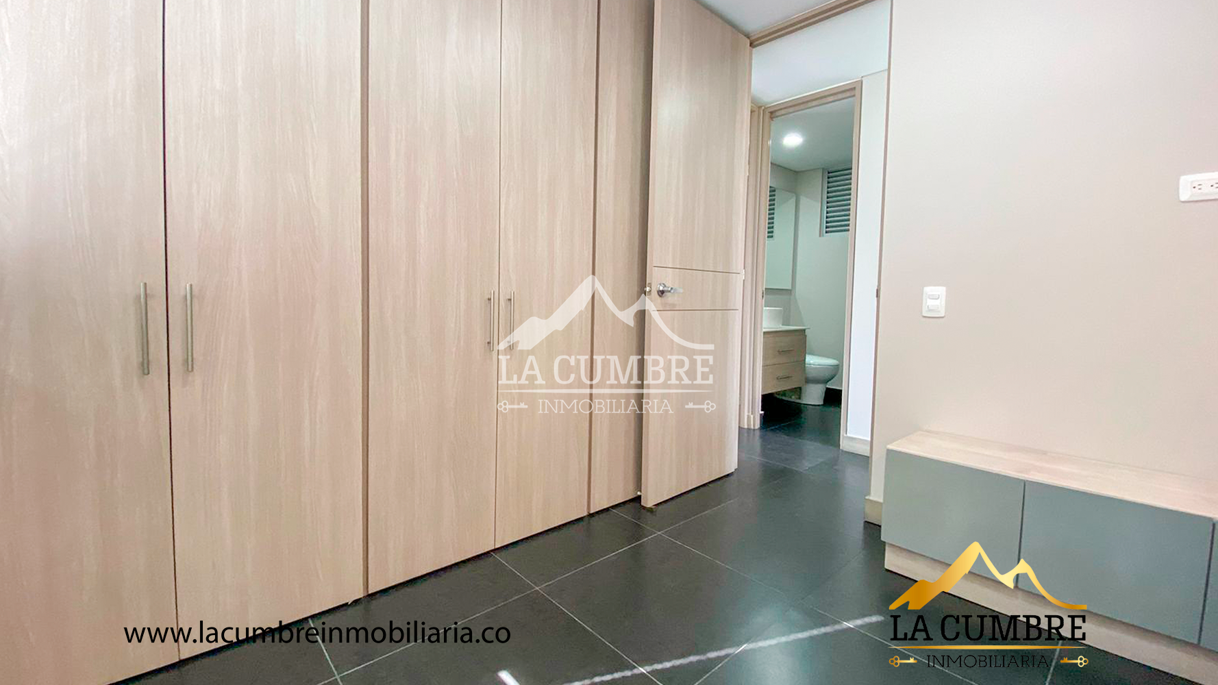 Apartamento en arriendo en Los Balsos No.2, Medellín · foto 13 de 15