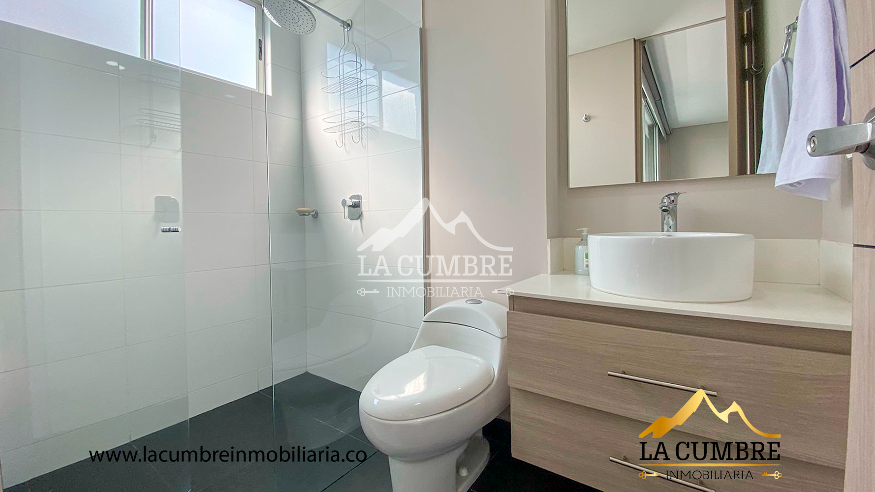 Apartamento en arriendo en Los Balsos No.2, Medellín · foto 14 de 15