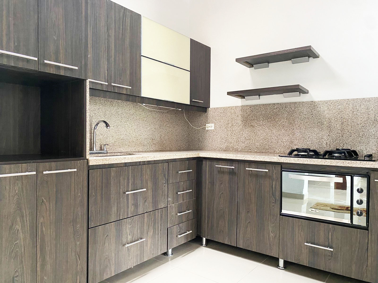 Oficina en arriendo en Llano Grande, Rionegro, 300 m² · foto 4 de 20